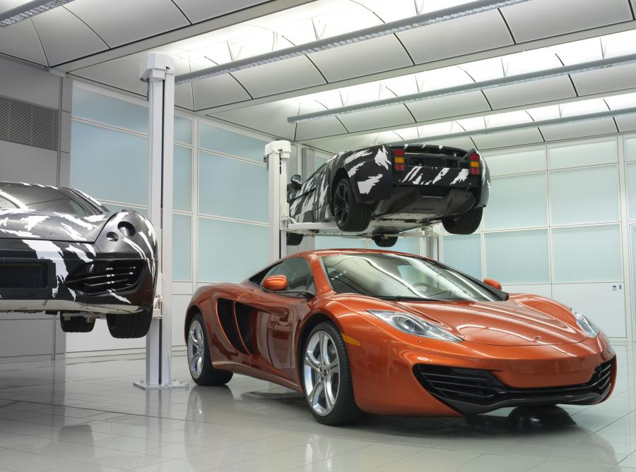  McLaren MP4-12C 2009 года  (фото 92 из 268)